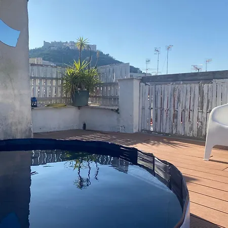 Tiny Nest Over Naples, Private Panoramic Terrace נאפולי