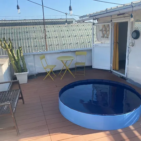 אתר קמפינג Tiny Nest Over Naples, Private Panoramic Terrace