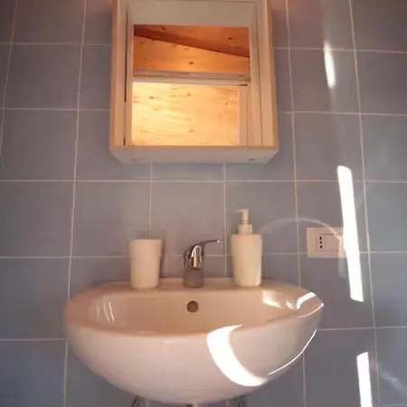 Camping Tiny Nest Over Naples, Private Panoramic Terrace Neapel