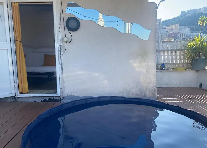 Tiny Nest Over Naples, Private Panoramic Terrace * Napoli